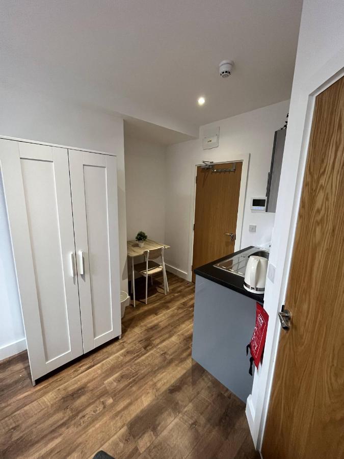 Sublime Stays Webberley Stylish Studio Stoke City Centre Exterior photo