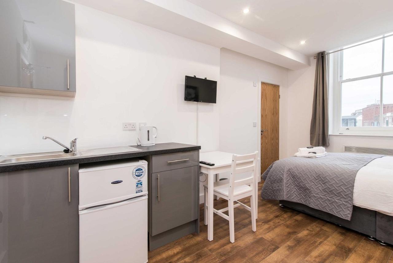 Sublime Stays Webberley Stylish Studio Stoke City Centre Exterior photo